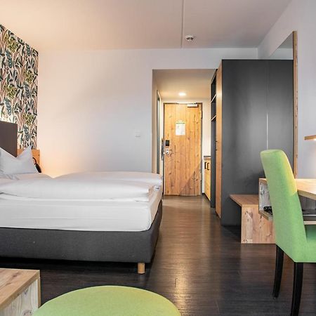 Alb Inn - Hotel & Apartments Мерклинген Екстериор снимка
