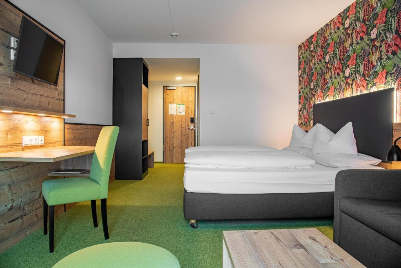 Alb Inn - Hotel & Apartments Мерклинген Екстериор снимка