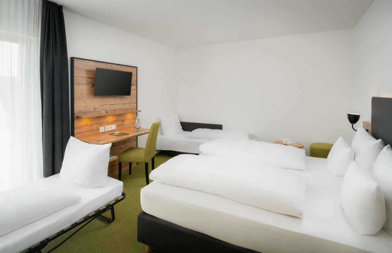 Alb Inn - Hotel & Apartments Мерклинген Екстериор снимка